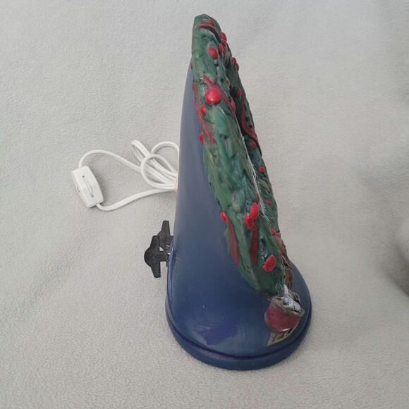 Vintage 90's Lighted Ceramic Lamp Church Snow Scene Wreath Mold - Picture 7 of 14